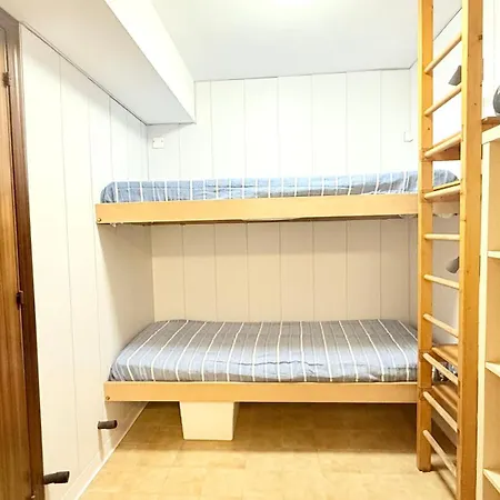 N303 - Numana, Comodo Trilocale Con Giardino Daire