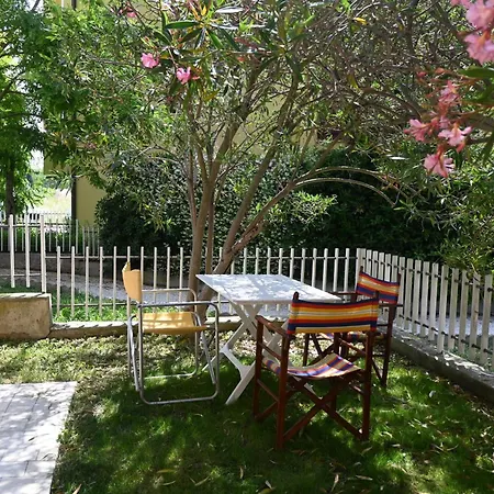 Apartment N303 - Numana, Comodo Trilocale Con Giardino *